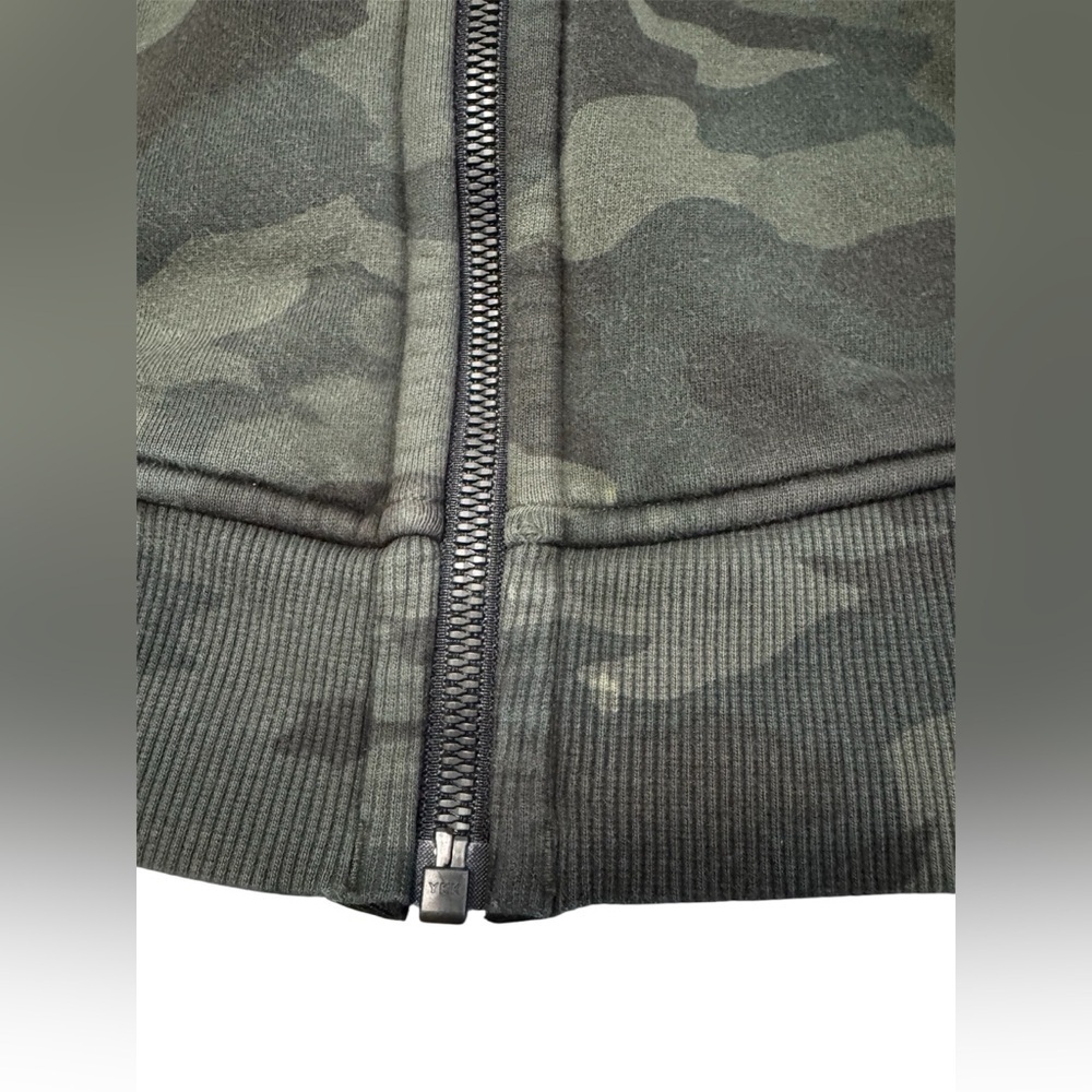 Lululemon Scuba Hoodie *Light Cotton Fleece in Heritage 365Camo Dark Olive Multi - Picture 6 of 8